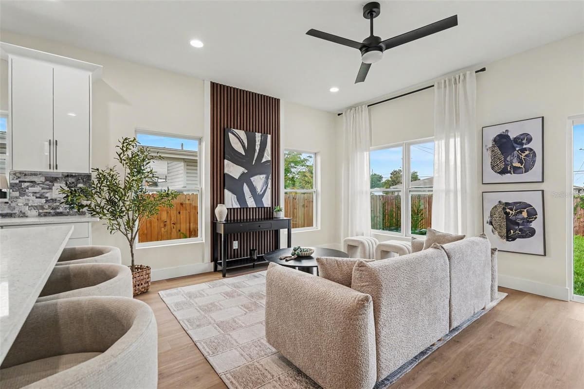 3601 52ND STREET — photo 3 of 22