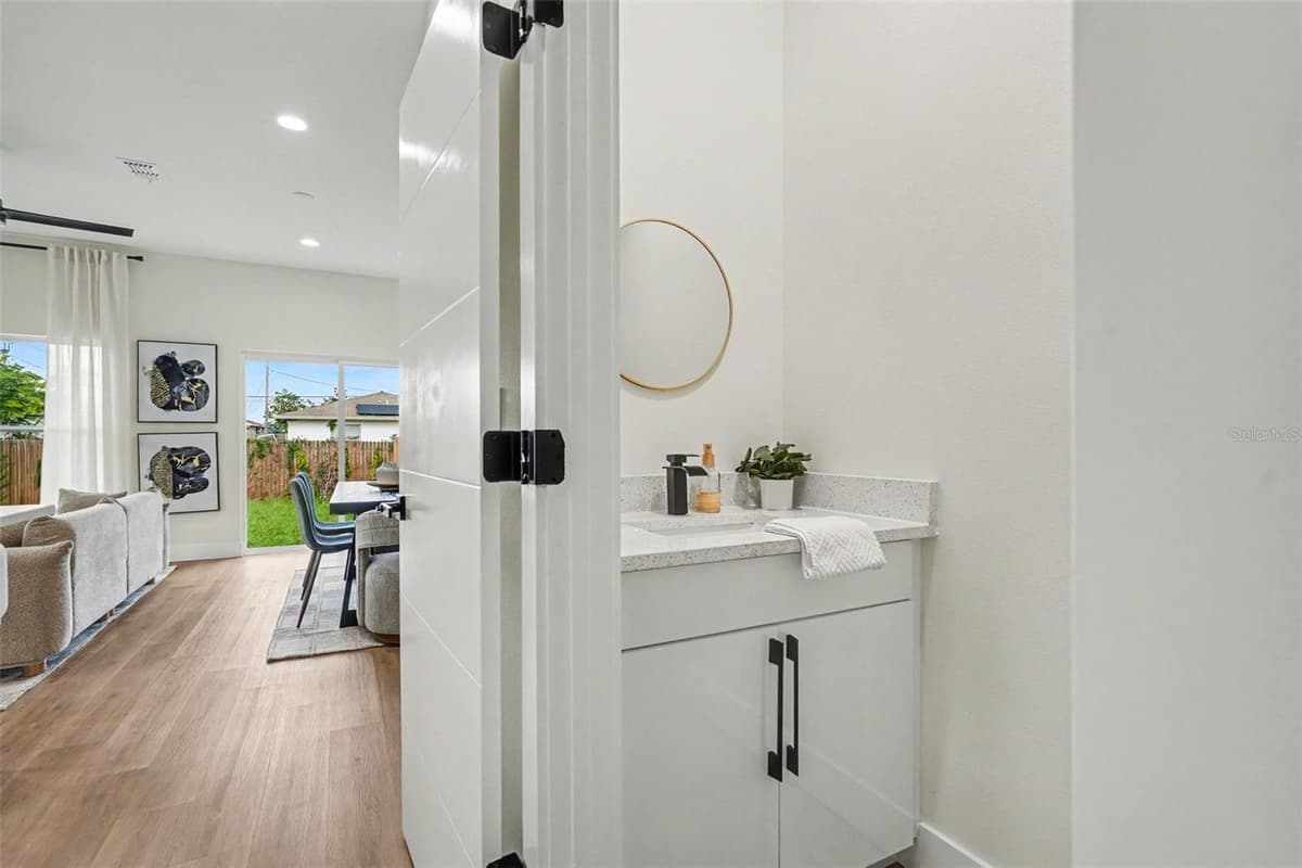 3601 52ND STREET — photo 11 of 22