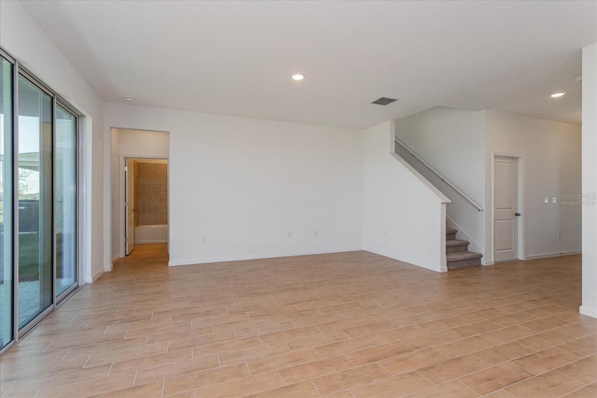 4113 PENELOPE AVENUE — photo 5 of 32