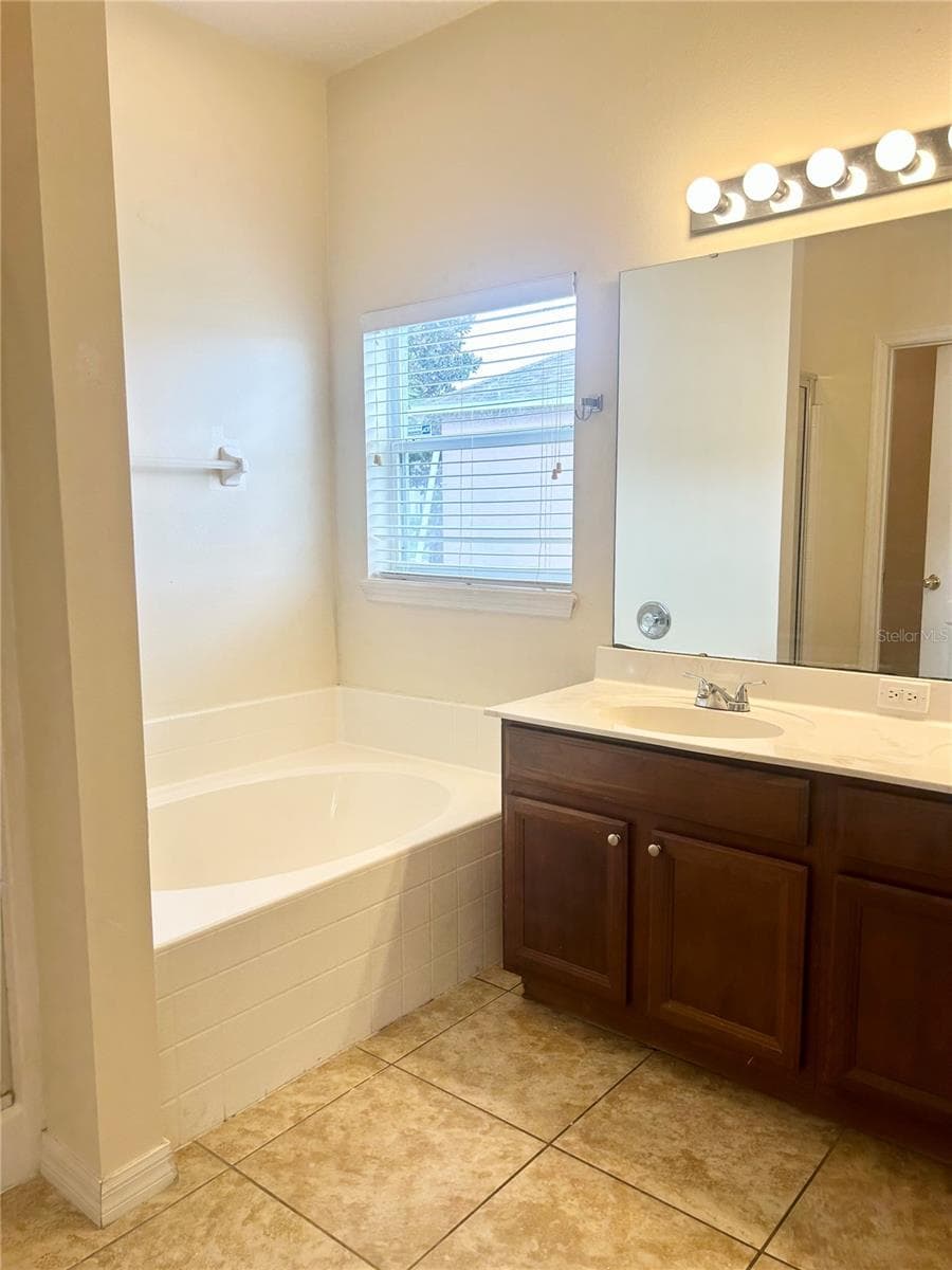 3807 WOOD THRUSH DRIVE — photo 13 of 26