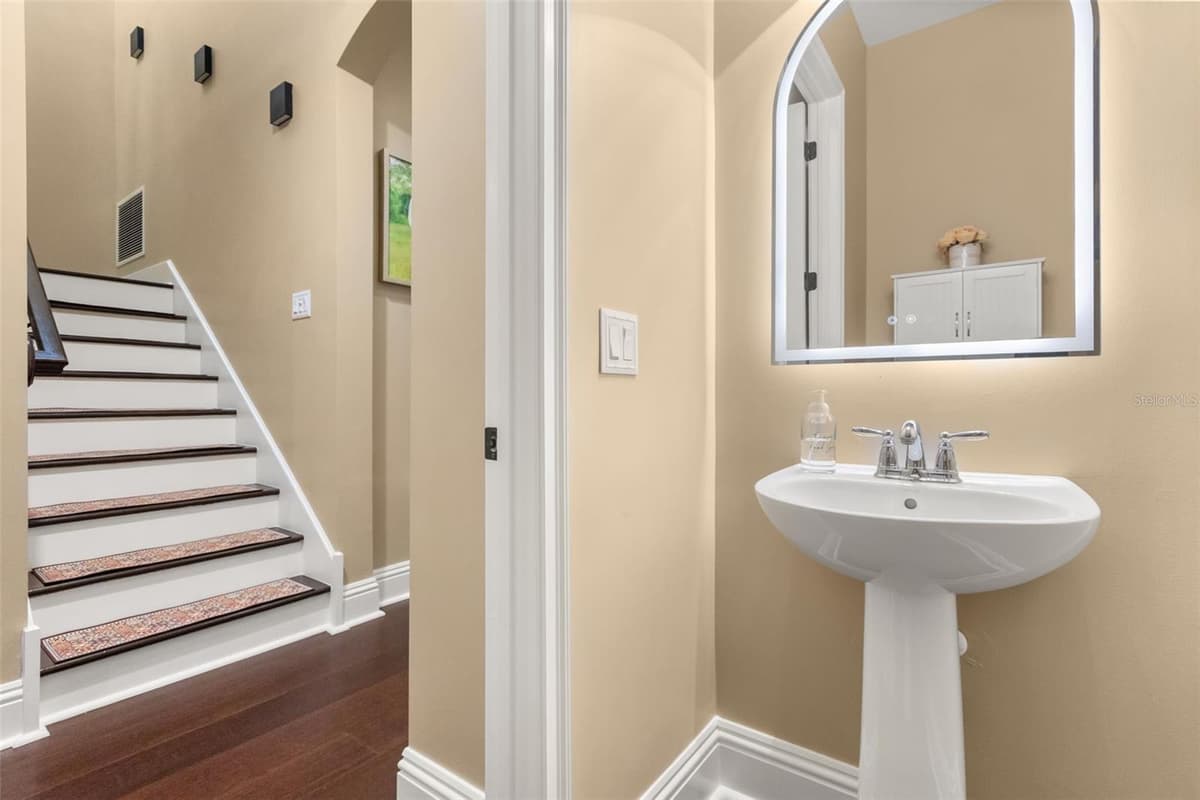 801 LOBELIA DRIVE — photo 23 of 52