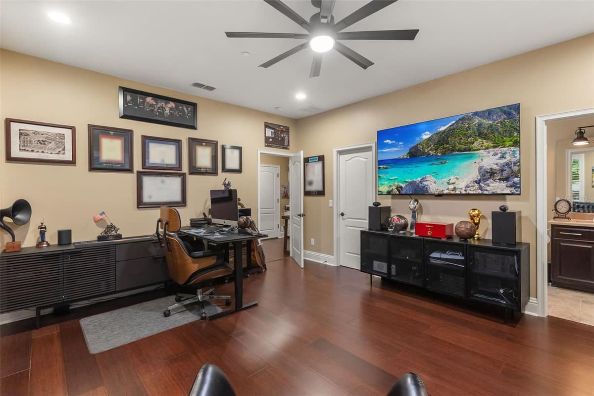 801 LOBELIA DRIVE — photo 42 of 52