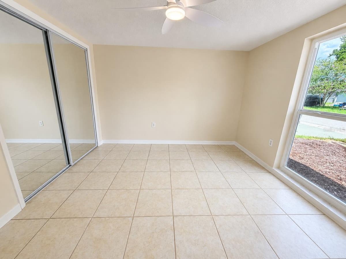 9135 GREENBRIAR LANE — photo 31 of 32