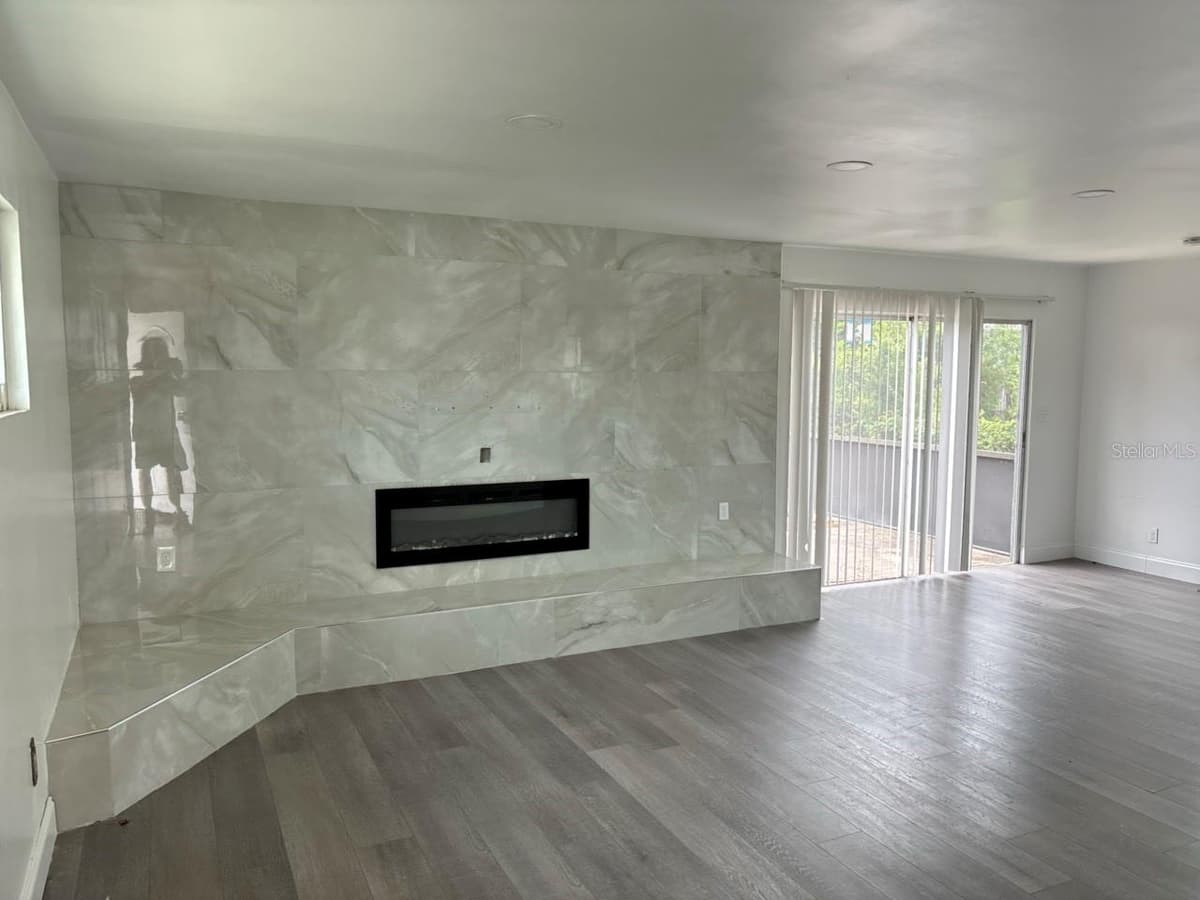 1169 KINGSLEY STREET — photo 10 of 19