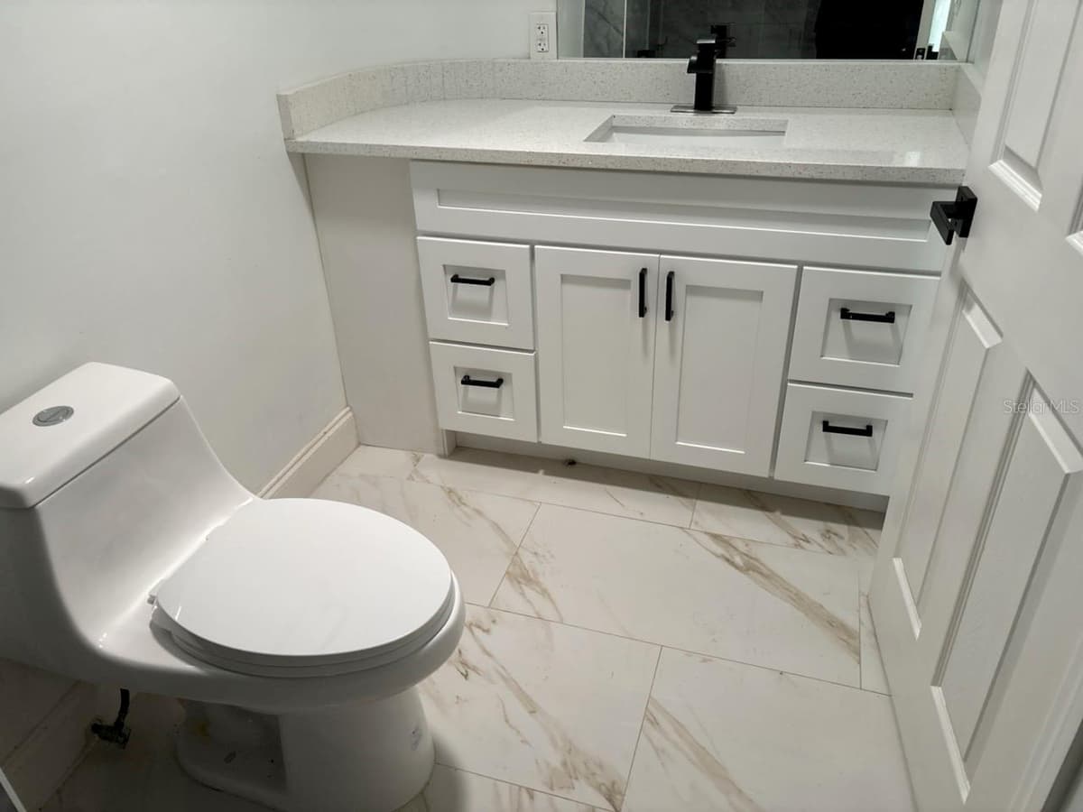 1169 KINGSLEY STREET — photo 16 of 19