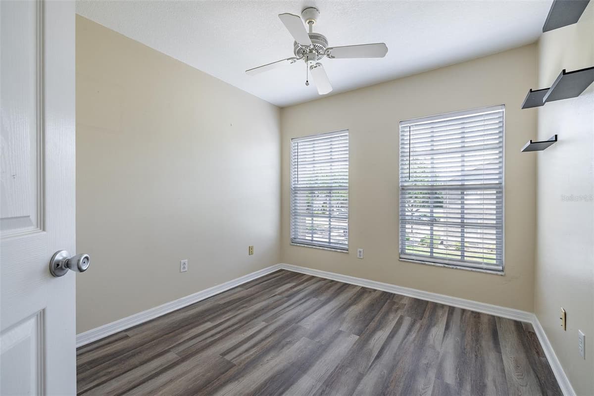 4310 FINCASTLE COURT — photo 22 of 49