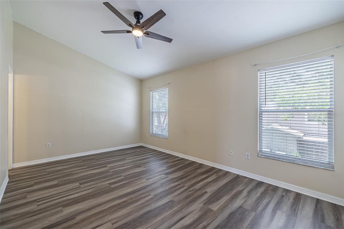 4310 FINCASTLE COURT — photo 19 of 49