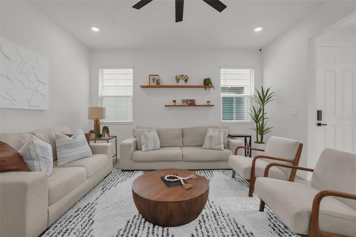 1297 STOCKWELL AVENUE — photo 5 of 39