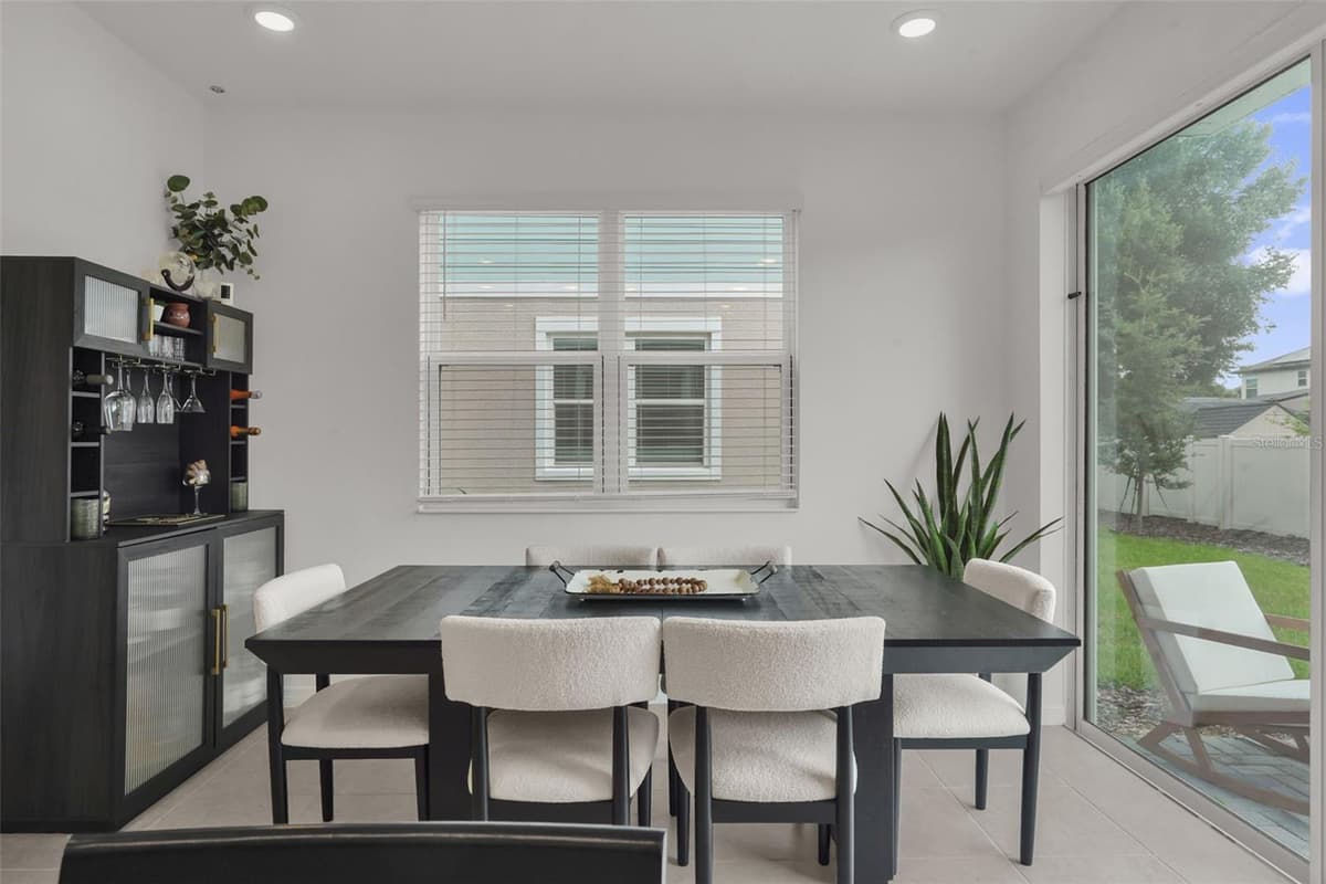 1297 STOCKWELL AVENUE — photo 9 of 39