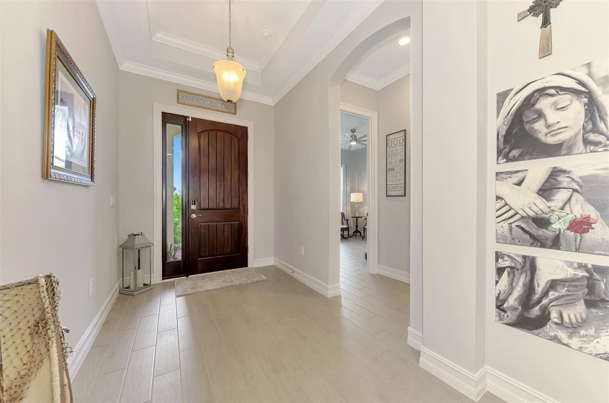 292 VILLORESI BOULEVARD — photo 66 of 100