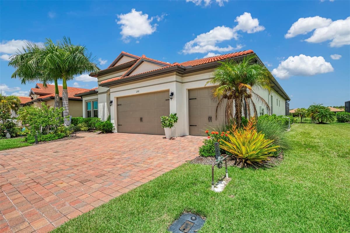 292 VILLORESI BOULEVARD — photo 50 of 100