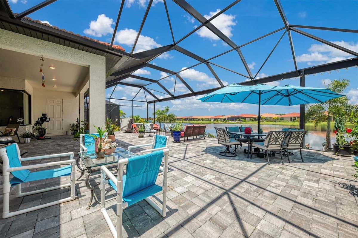 292 VILLORESI BOULEVARD — photo 42 of 100