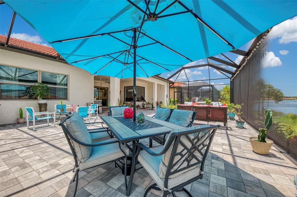 292 VILLORESI BOULEVARD — photo 43 of 100