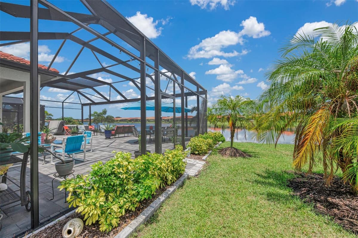 292 VILLORESI BOULEVARD — photo 45 of 100