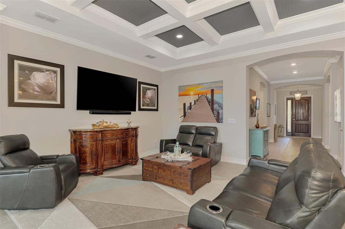 292 VILLORESI BOULEVARD — photo 73 of 100