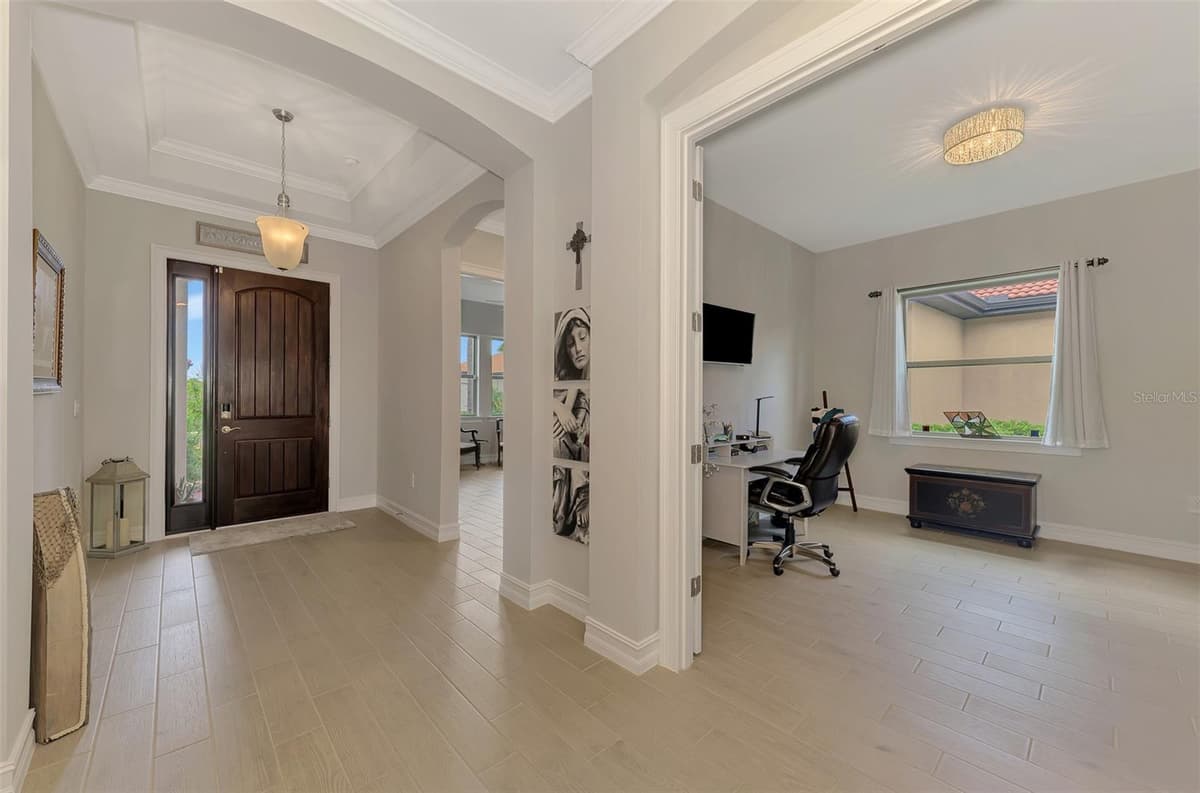 292 VILLORESI BOULEVARD — photo 71 of 100