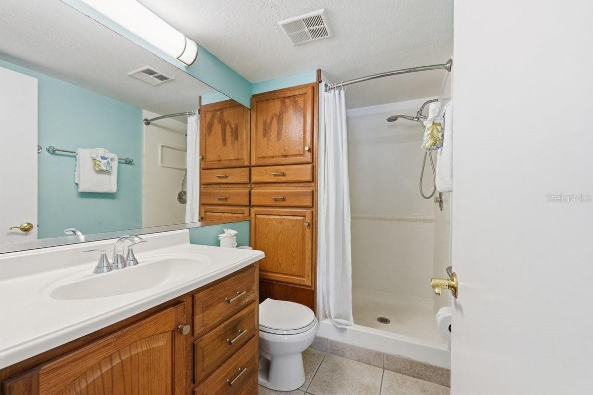 4201 ATLANTIC AVENUE — photo 12 of 24