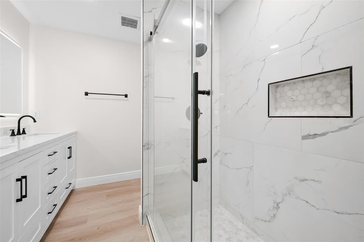 1192 LIZA STREET — photo 34 of 55