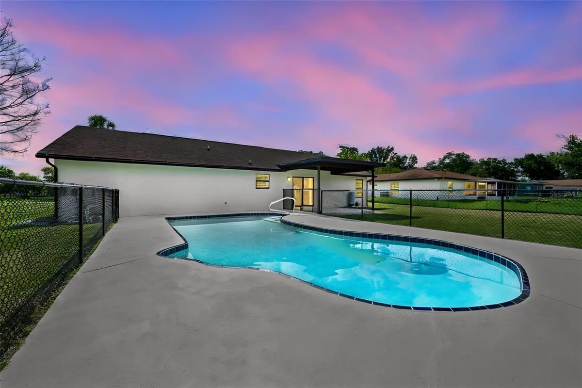 1192 LIZA STREET — photo 12 of 55