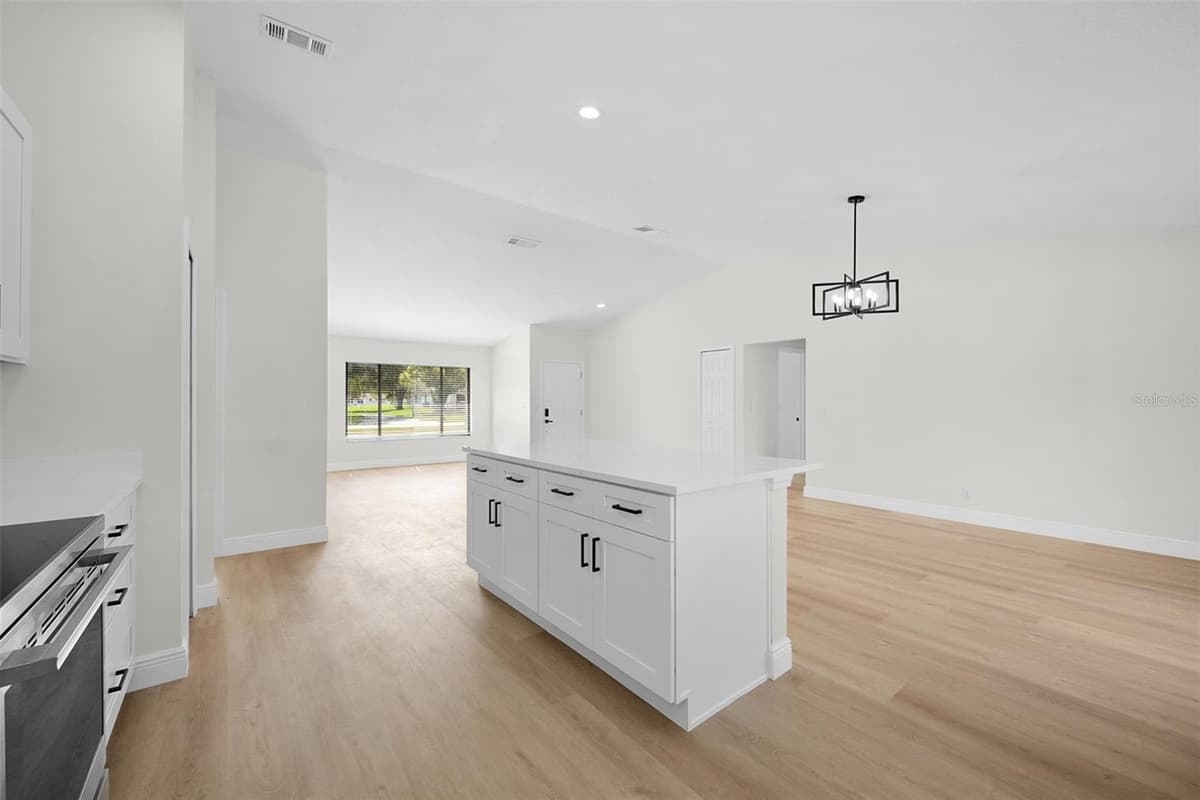1192 LIZA STREET — photo 24 of 55