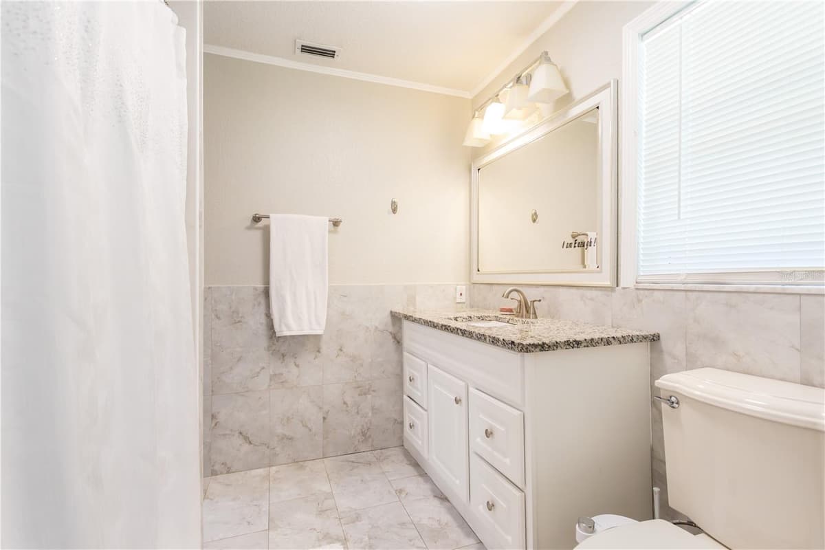 2198 OAK GROVE DRIVE — photo 22 of 74