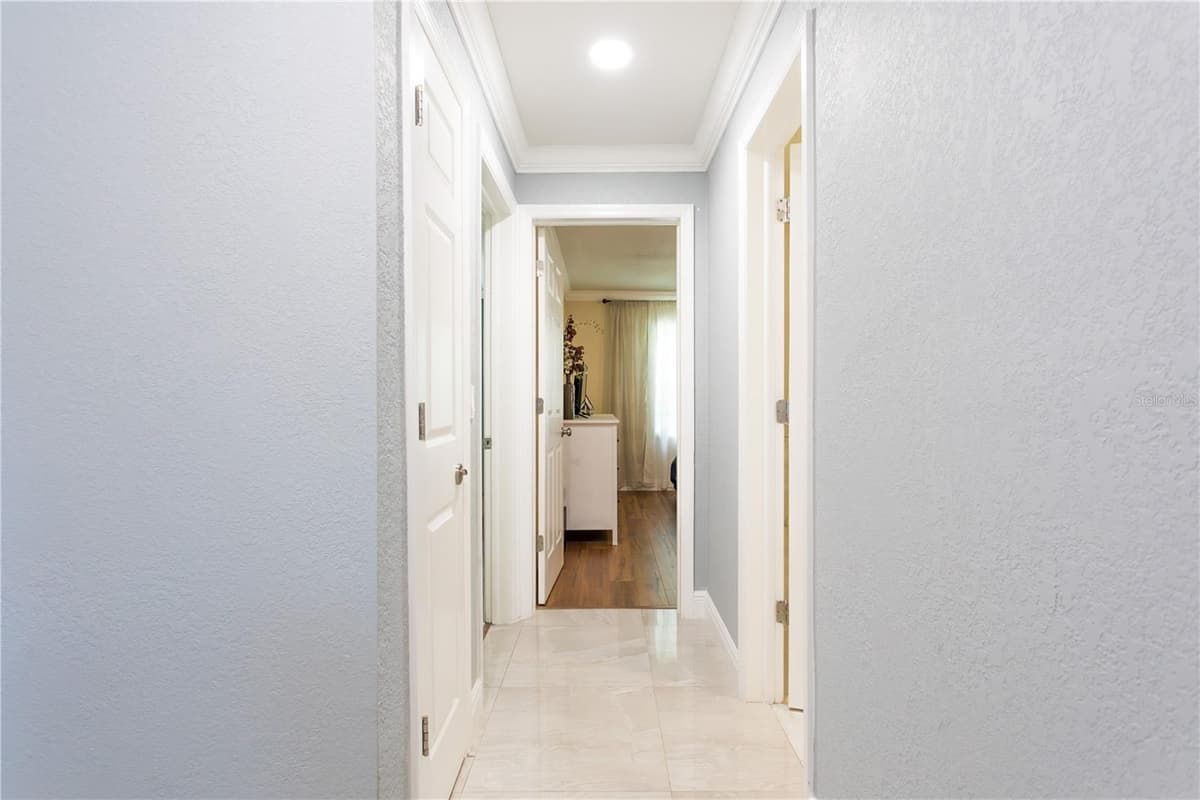 2198 OAK GROVE DRIVE — photo 14 of 74