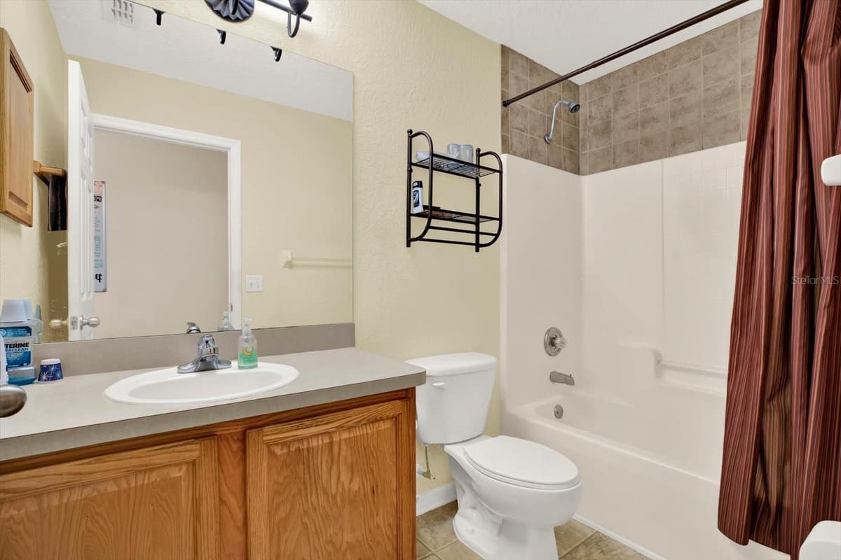 9086 MANCHESTER STREET — photo 25 of 35