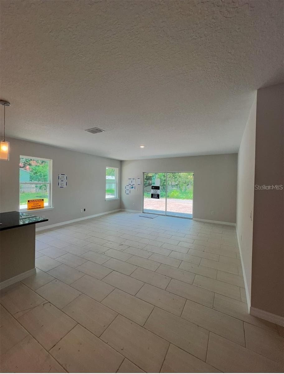 809 LOCUST AVENUE — photo 2 of 3