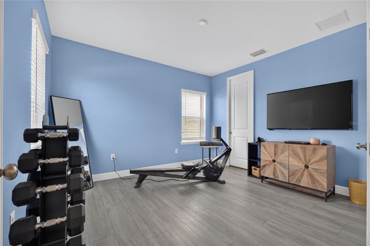 9069 LUNA LANE — photo 40 of 60