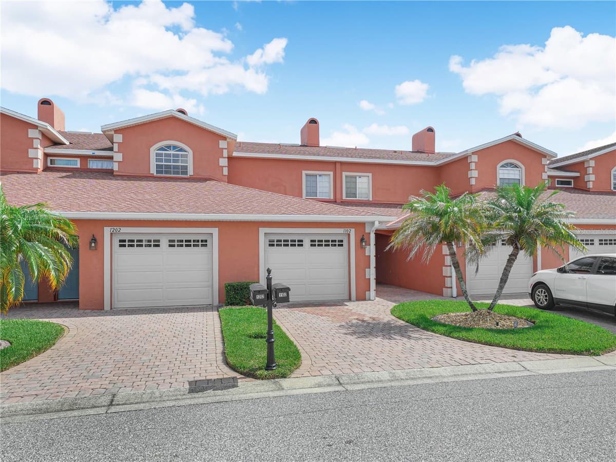 1102 ASHTON PALMS DRIVE — photo 25 of 56