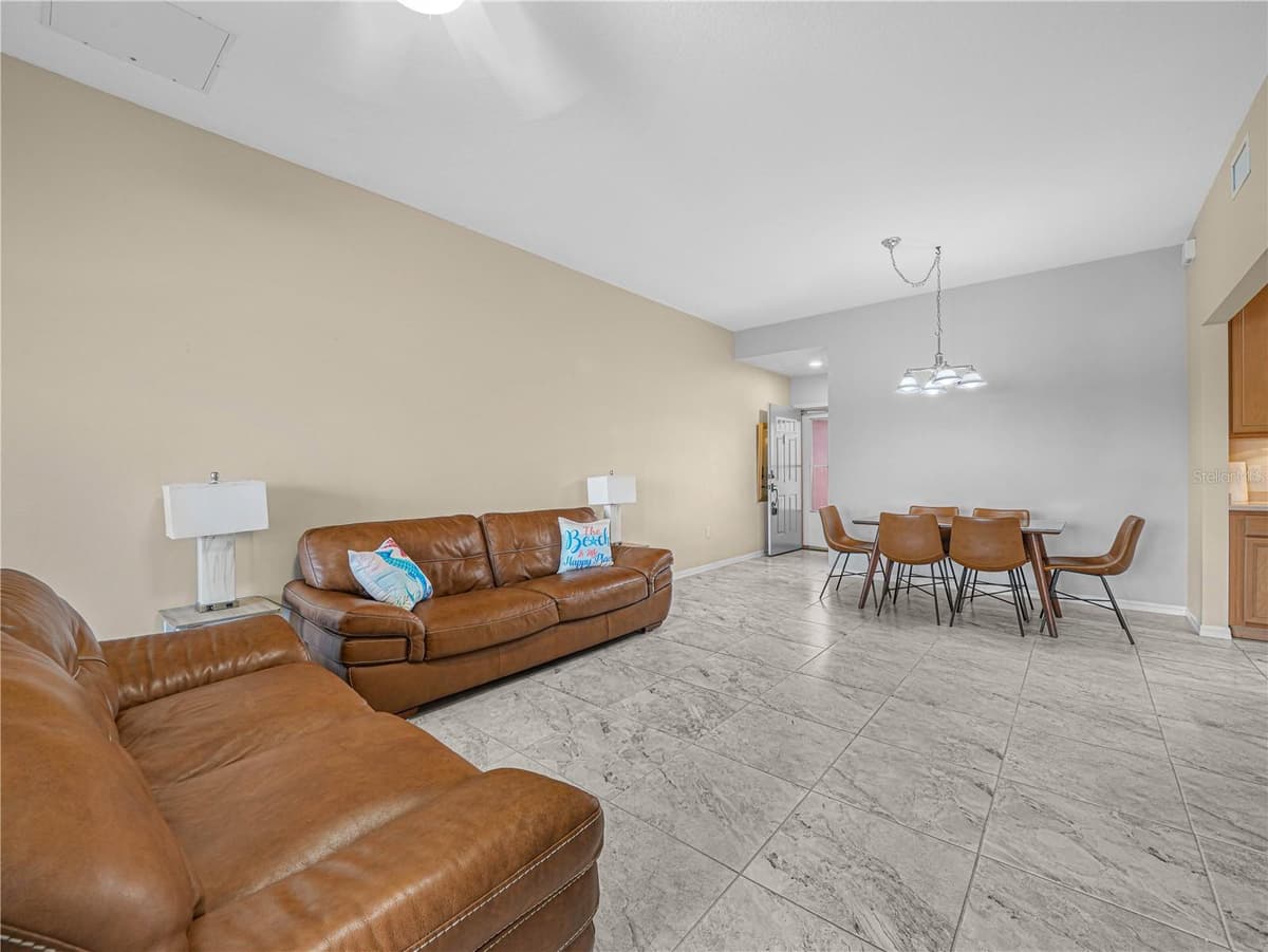 1102 ASHTON PALMS DRIVE — photo 5 of 56