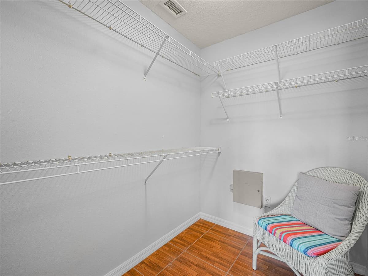 1102 ASHTON PALMS DRIVE — photo 19 of 56