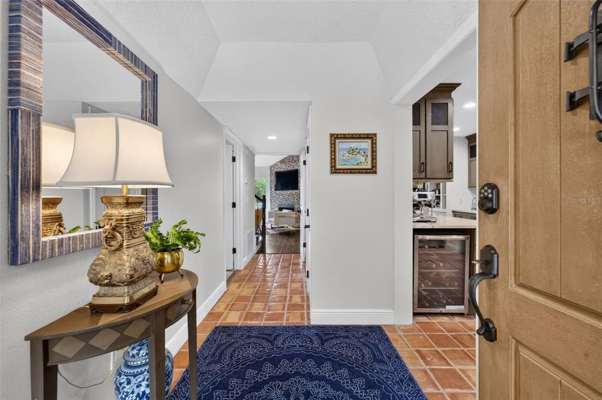 2881 TEMPLE TRAIL — photo 5 of 58