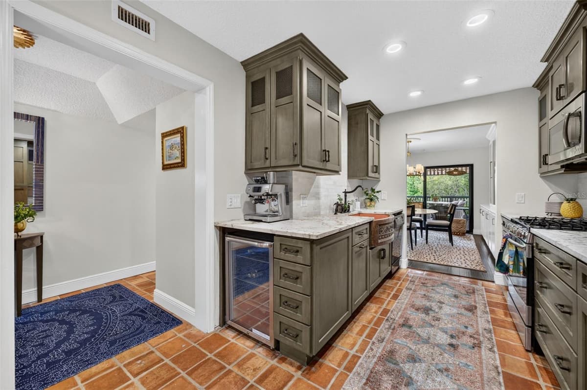 2881 TEMPLE TRAIL — photo 21 of 58