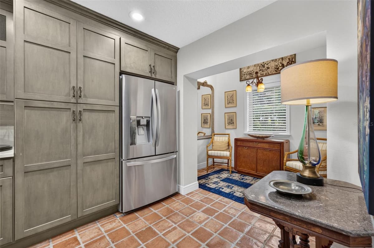 2881 TEMPLE TRAIL — photo 23 of 58