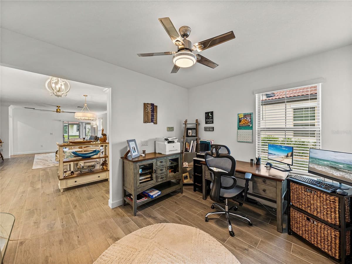 17319 HOLLY WELL AVENUE — photo 14 of 23