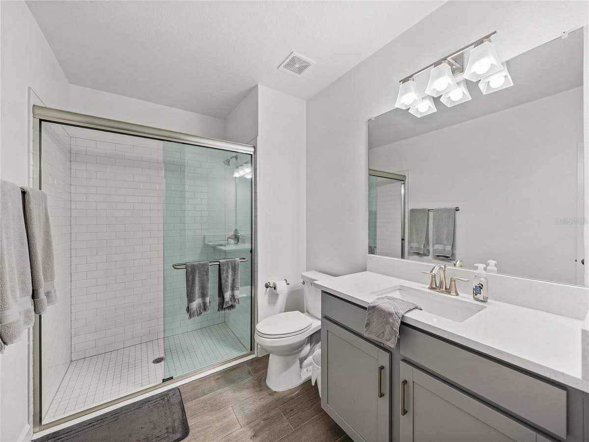 17319 HOLLY WELL AVENUE — photo 19 of 23