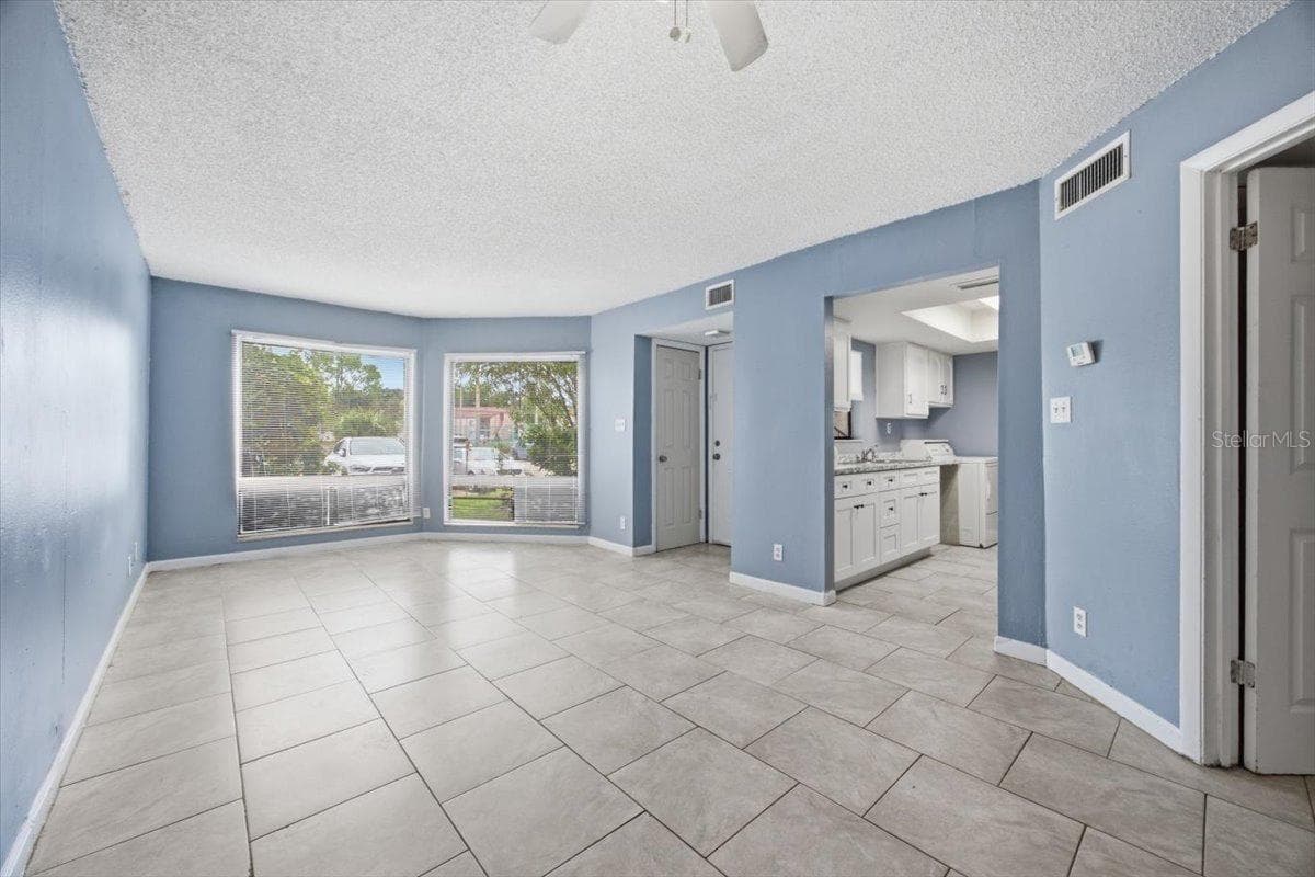 2628 LEMON TREE LANE — photo 4 of 14