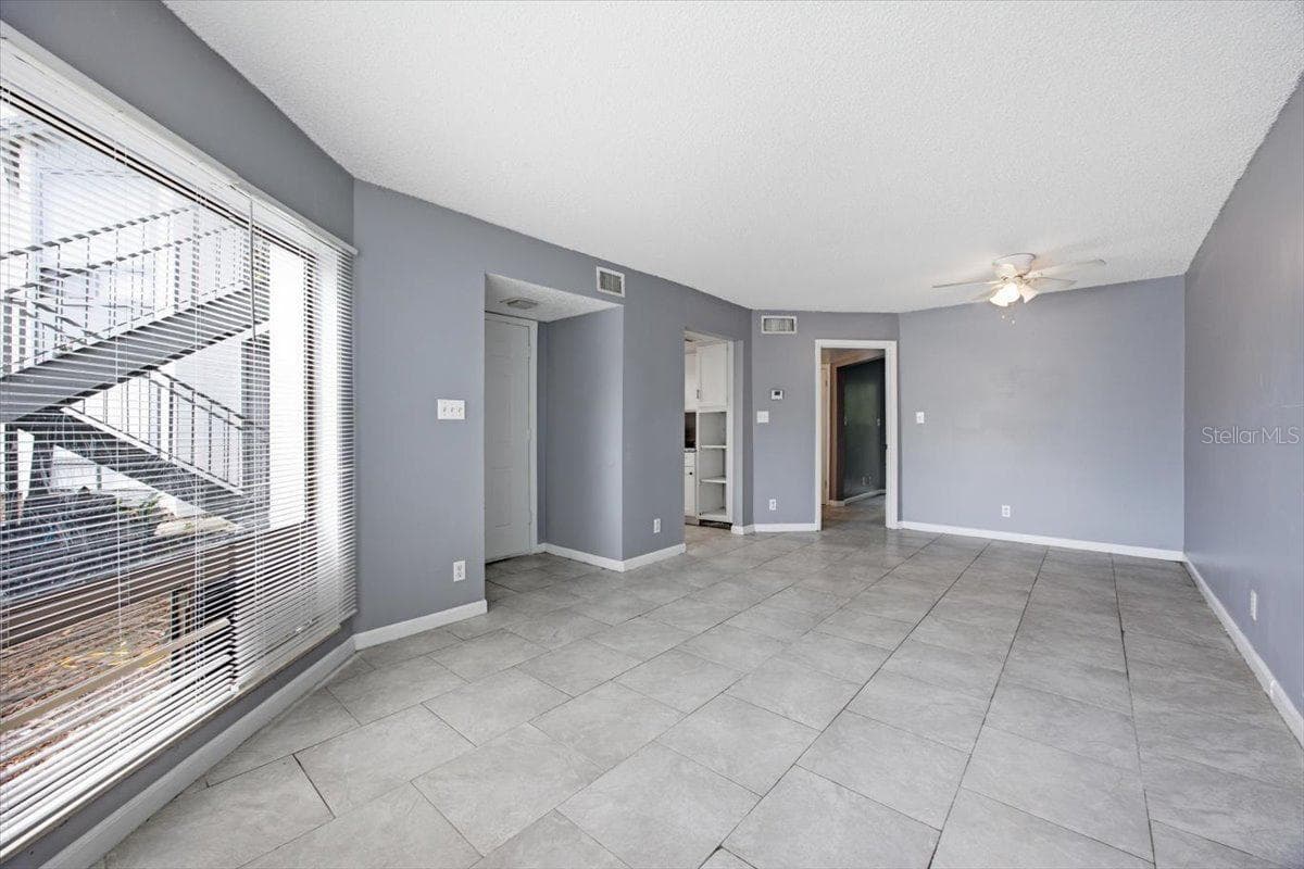 2628 LEMON TREE LANE — photo 5 of 14