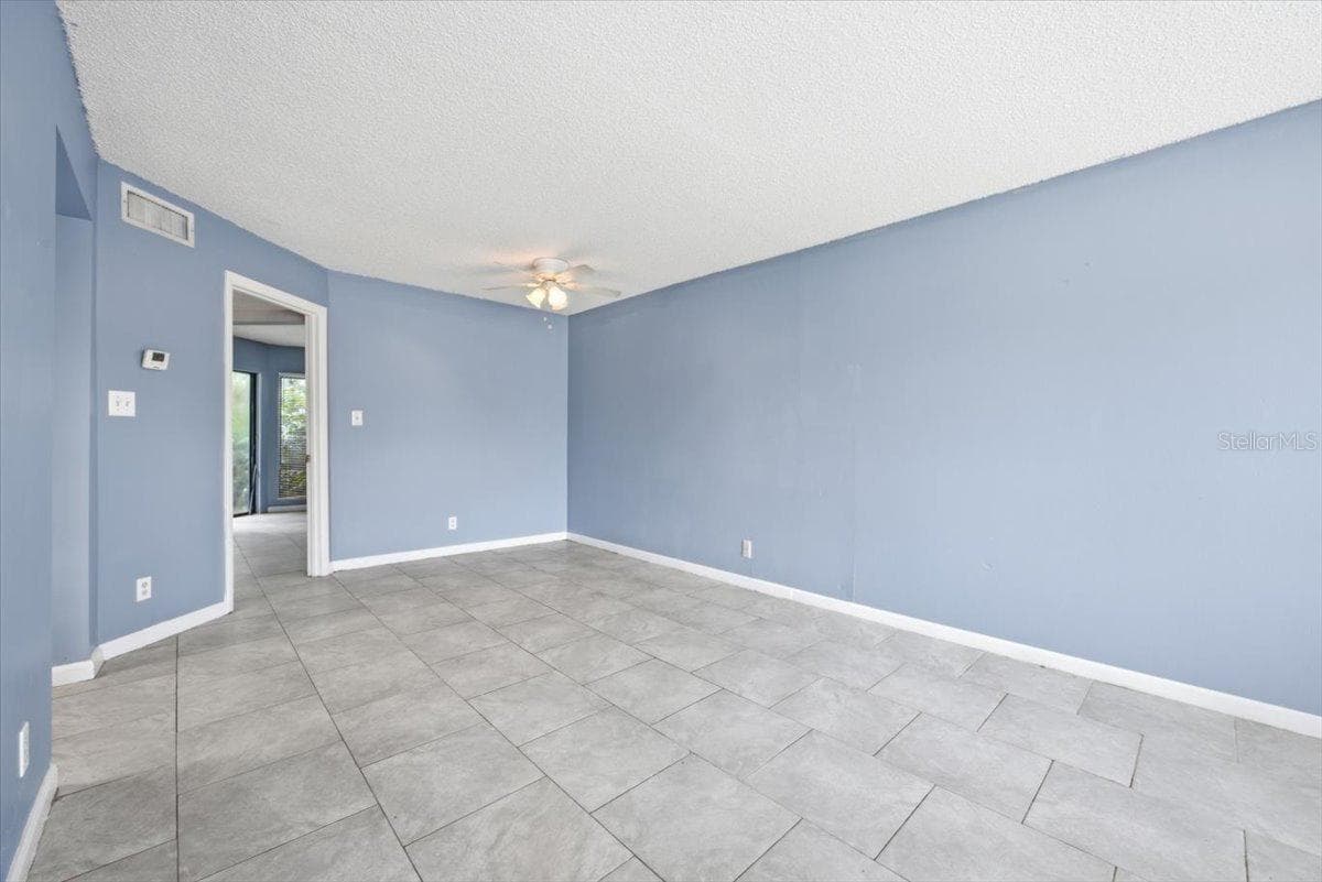 2628 LEMON TREE LANE — photo 3 of 14