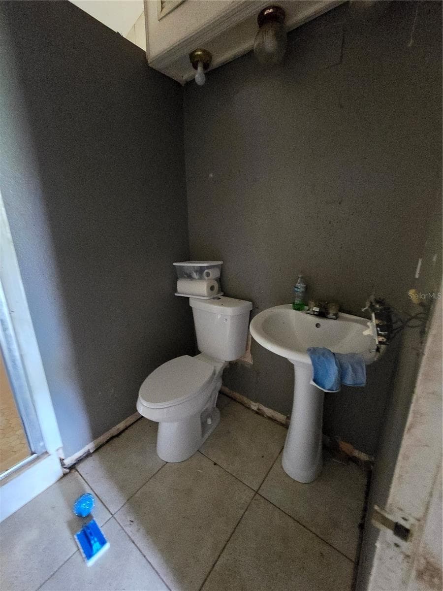 617 GLENWOOD AVENUE — photo 13 of 33