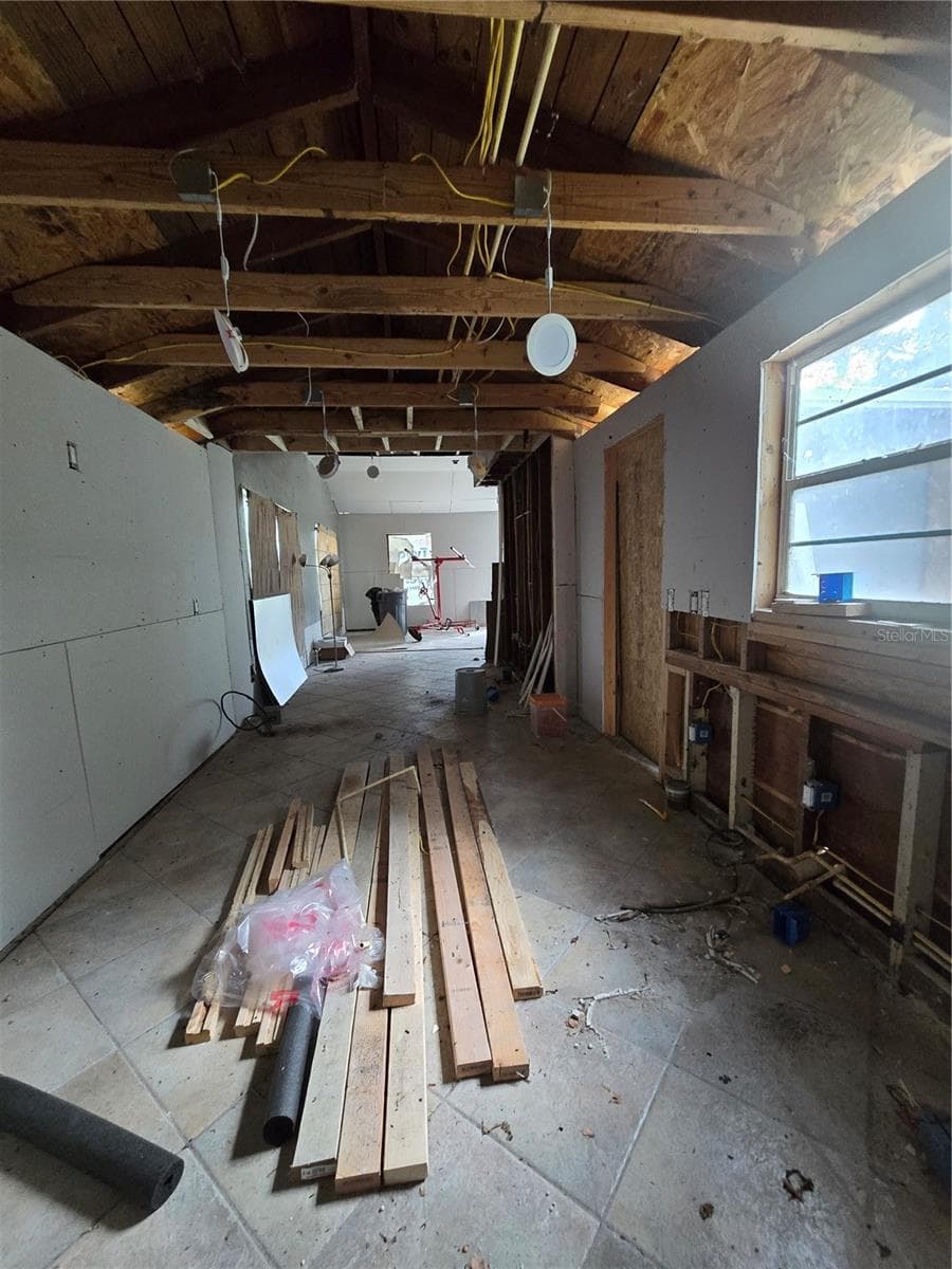 617 GLENWOOD AVENUE — photo 22 of 33