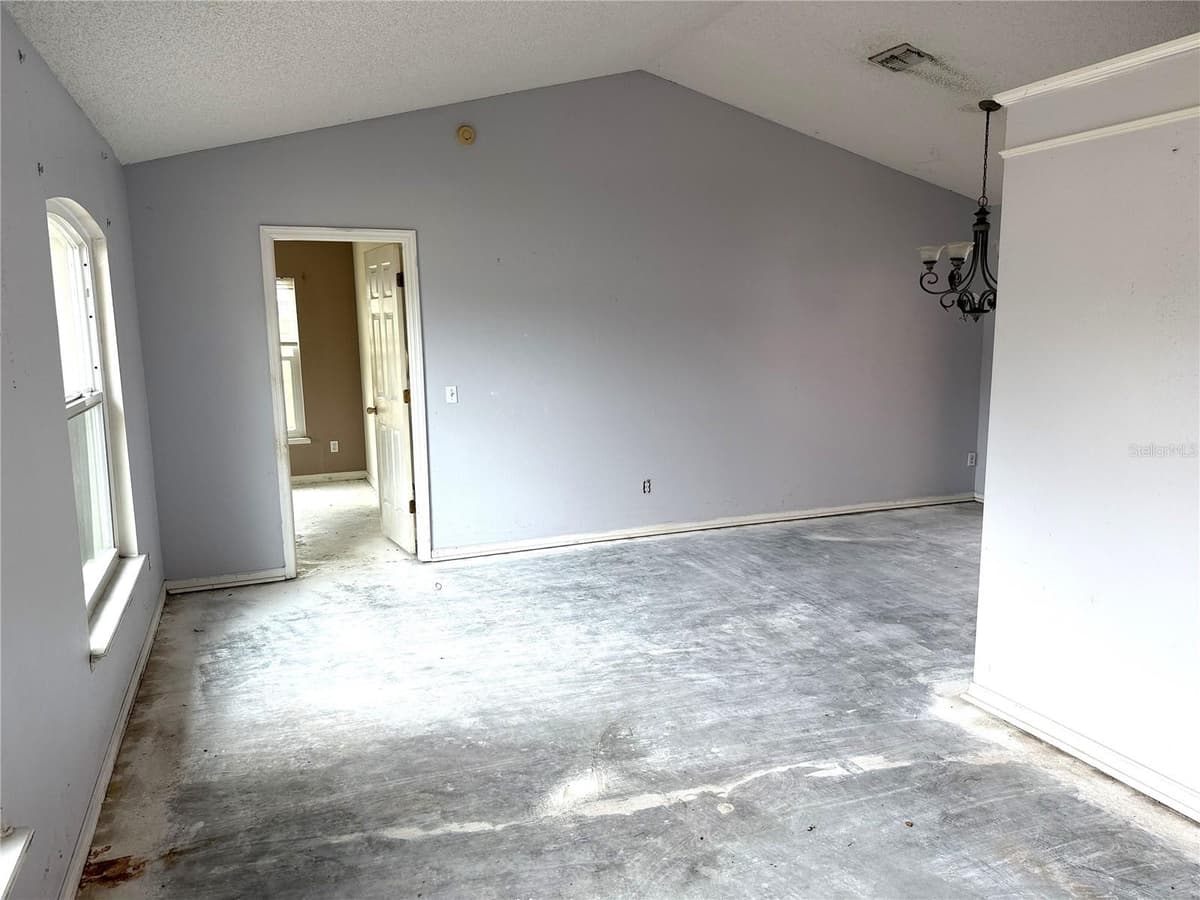 3208 KINGS RIDGE TERRACE — photo 2 of 13