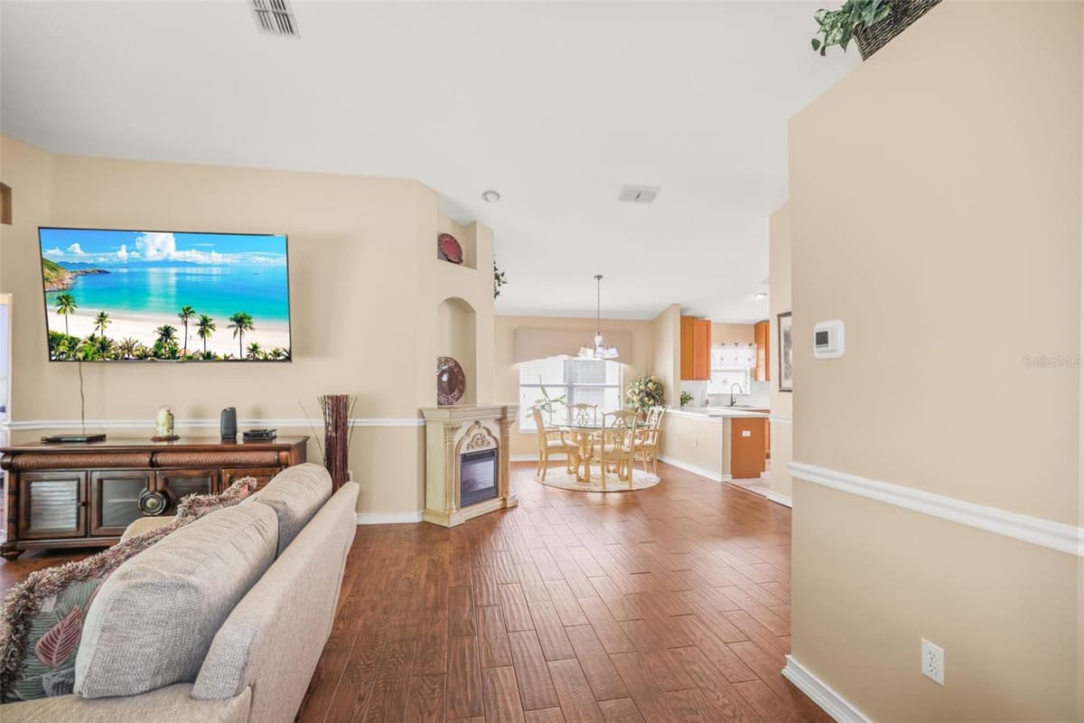 11353 HERITAGE POINT DRIVE — photo 12 of 62