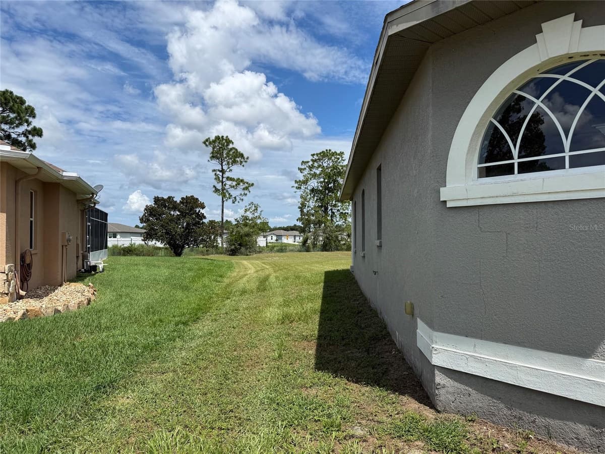 4045 HANGING MOSS LOOP — photo 17 of 19