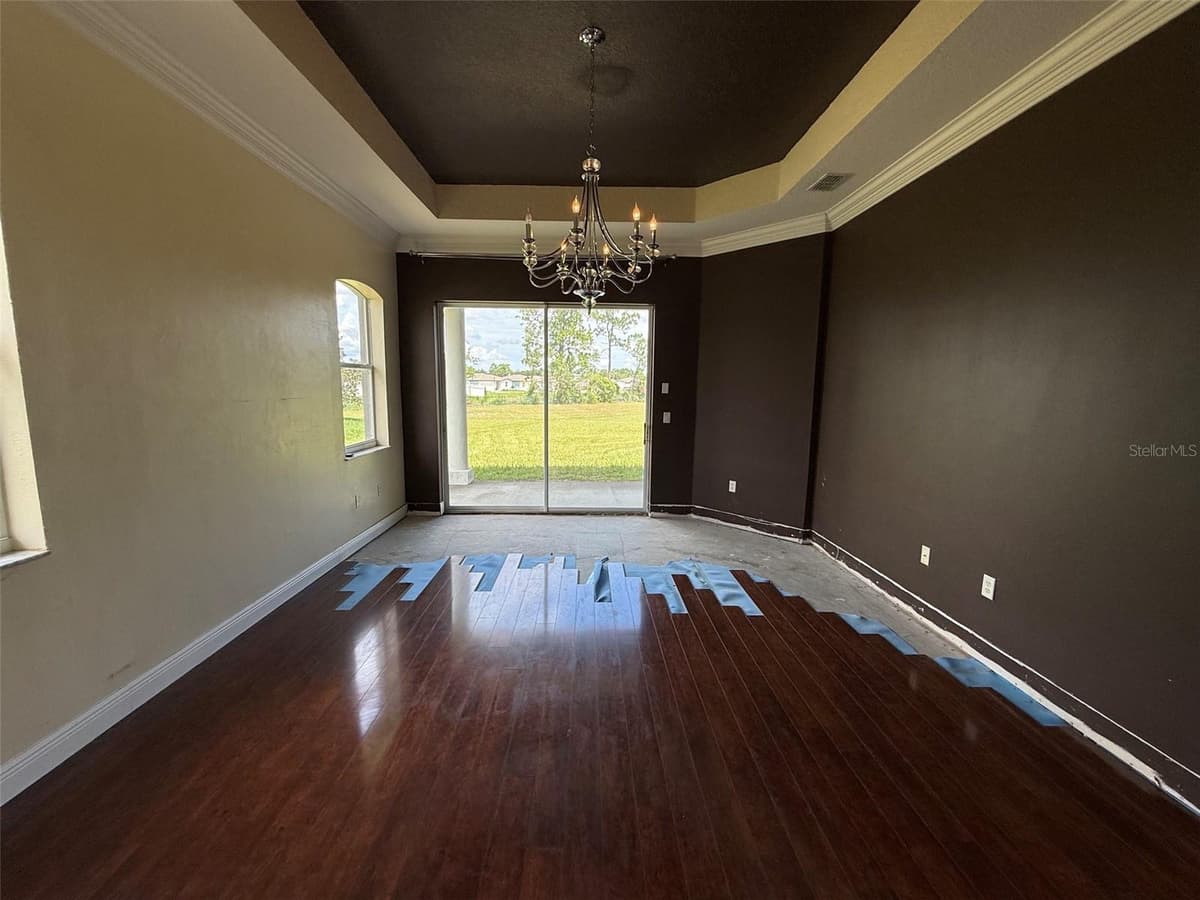 4045 HANGING MOSS LOOP — photo 9 of 19