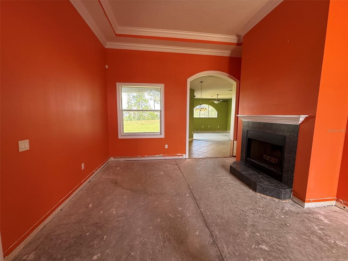 4045 HANGING MOSS LOOP — photo 3 of 19