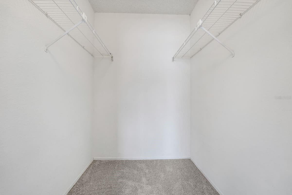 2550 ALAFAYA TRAIL — photo 15 of 25