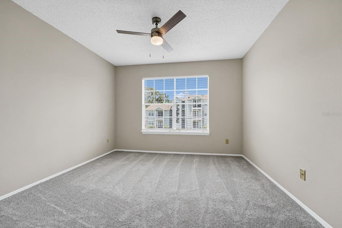 2550 ALAFAYA TRAIL — photo 13 of 25