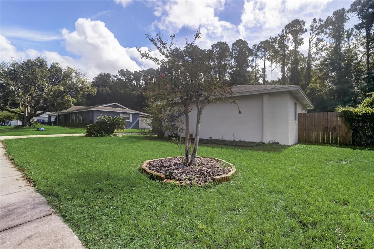 8691 CONTOURA DRIVE — photo 25 of 28